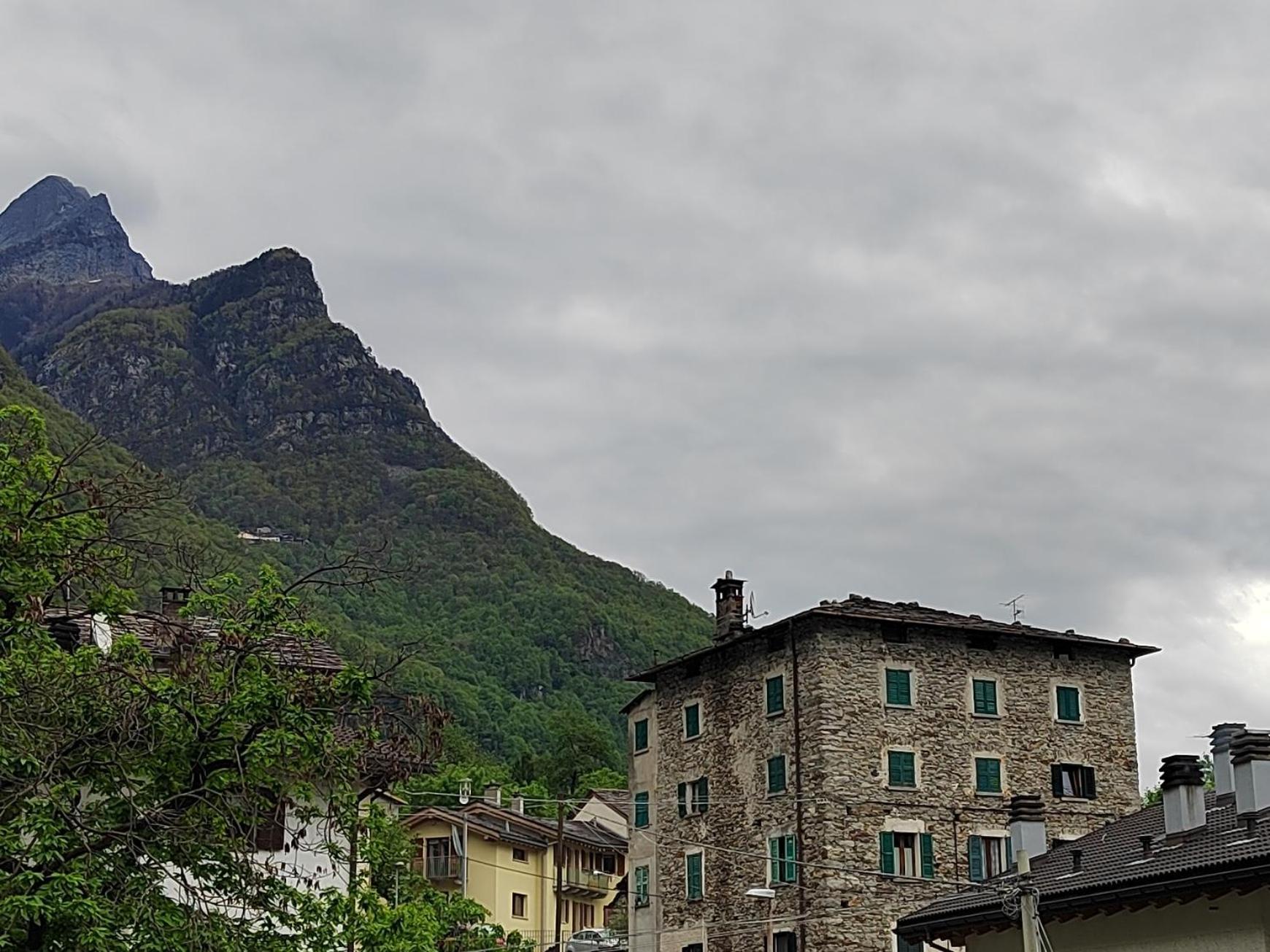 Casa Maghin , Appartamento Con Vista Prosto di Piuro Exteriör bild